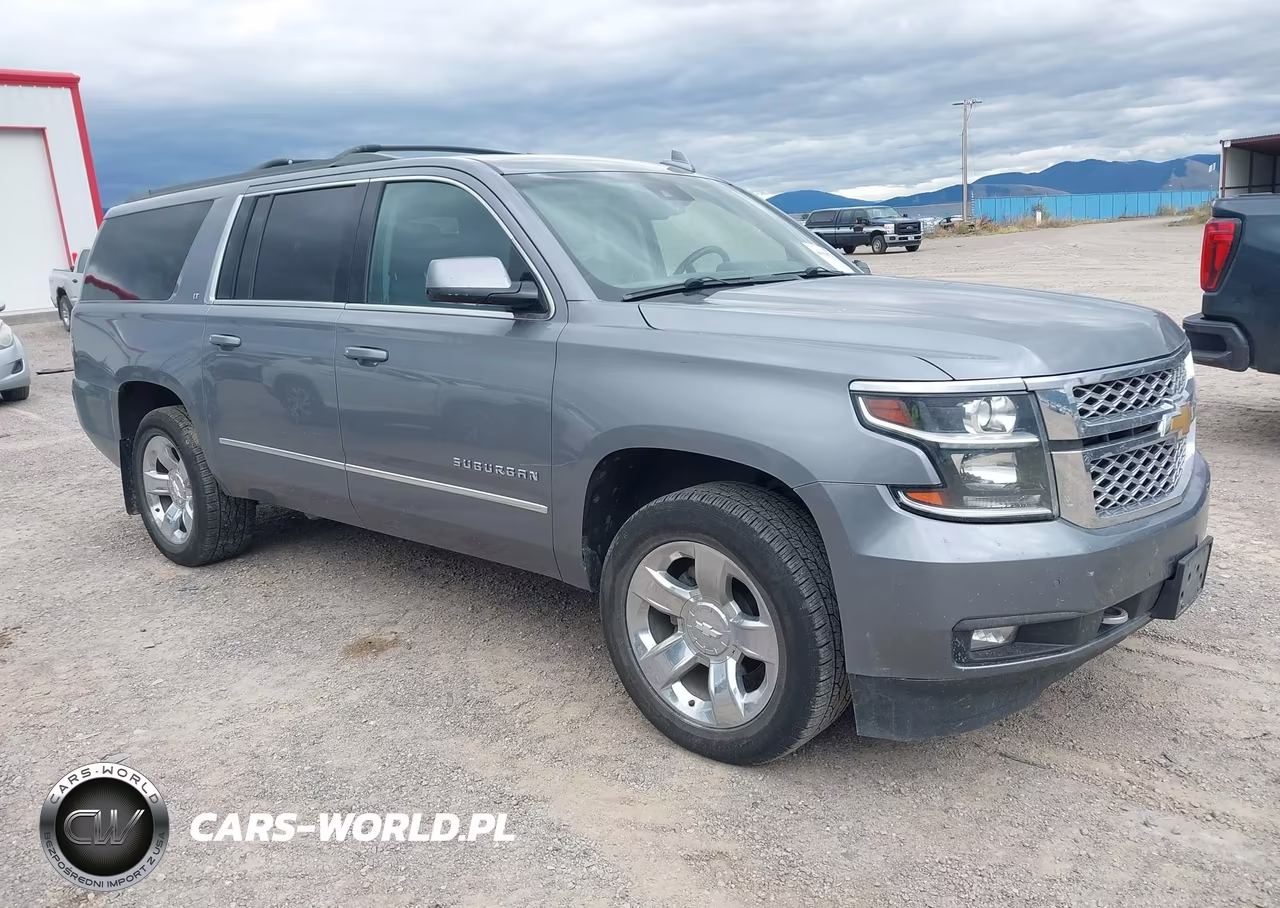 2018 Chevrolet Suburban Lt VIN:1GNSKHKC2JR213447 - 1