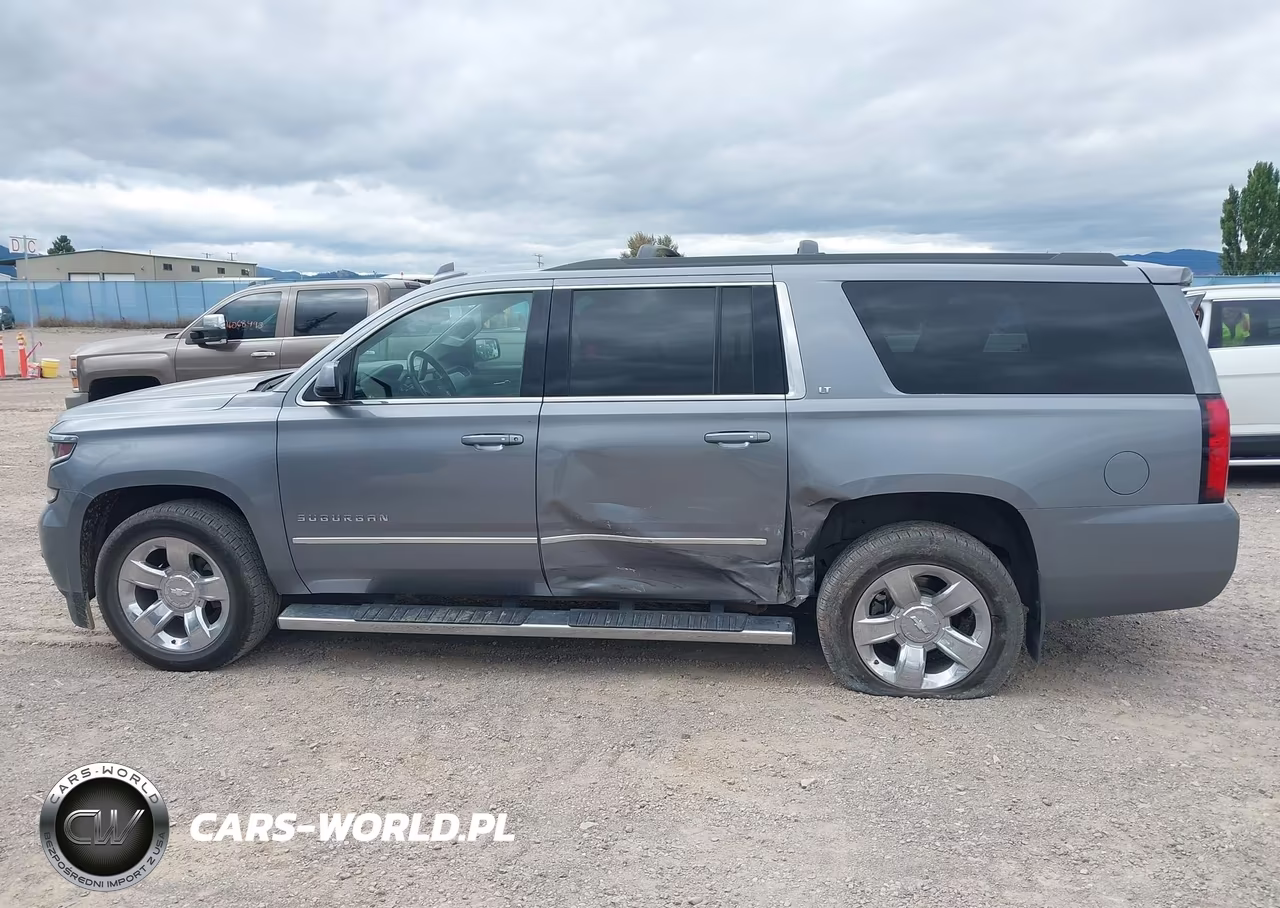 2018 Chevrolet Suburban Lt VIN:1GNSKHKC2JR213447 - 14