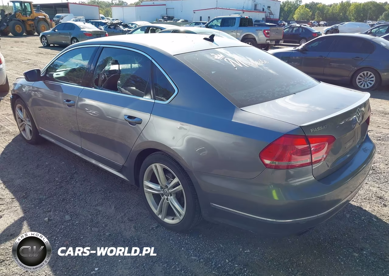 2014 Volkswagen Passat 1.8T Sel Premium VIN:1VWCT7A35EC066505 - 3