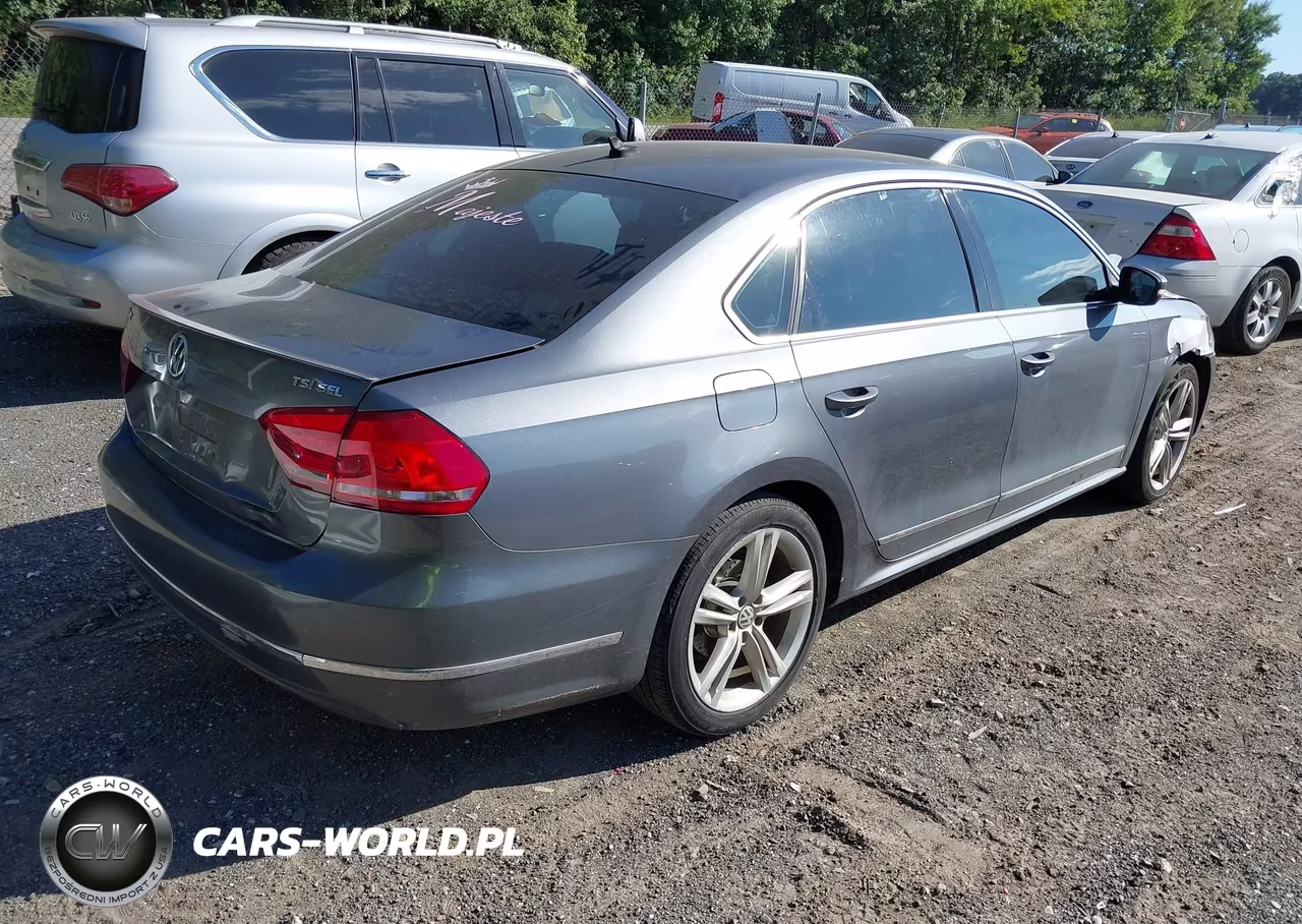 2014 Volkswagen Passat 1.8T Sel Premium VIN:1VWCT7A35EC066505 - 4