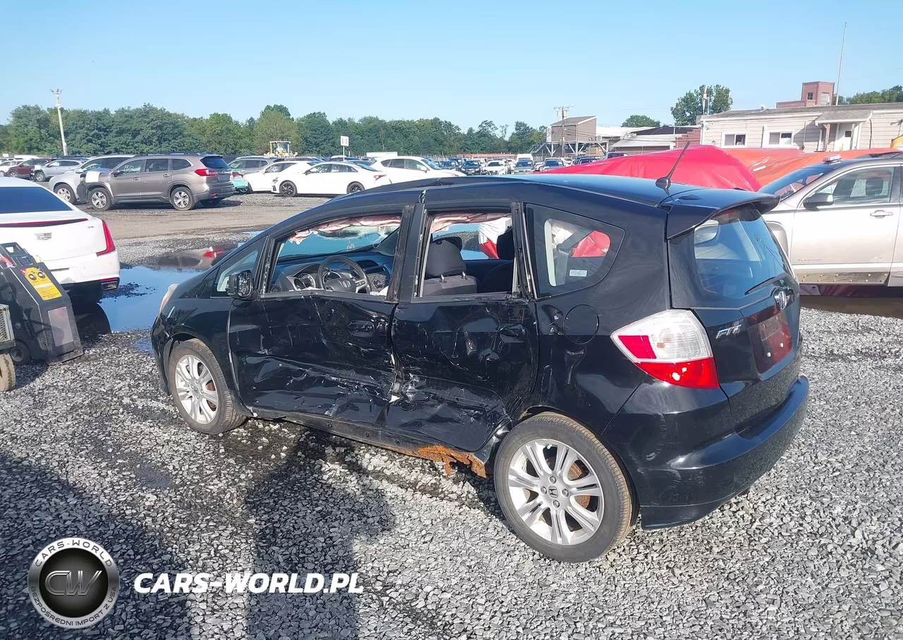 2009 Honda Fit Sport VIN:JHMGE88449S006874 - 17