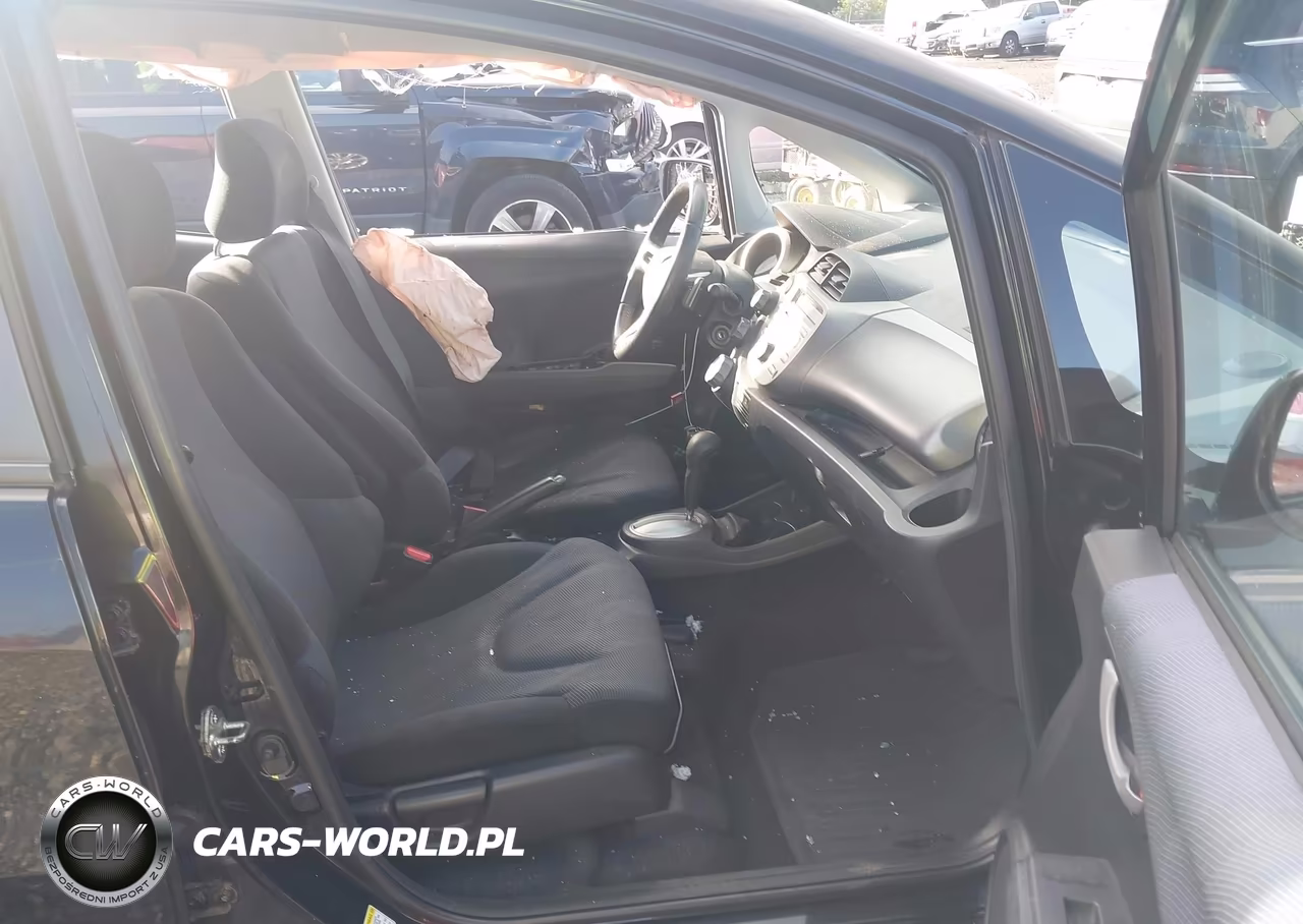 2009 Honda Fit Sport VIN:JHMGE88449S006874 - 5