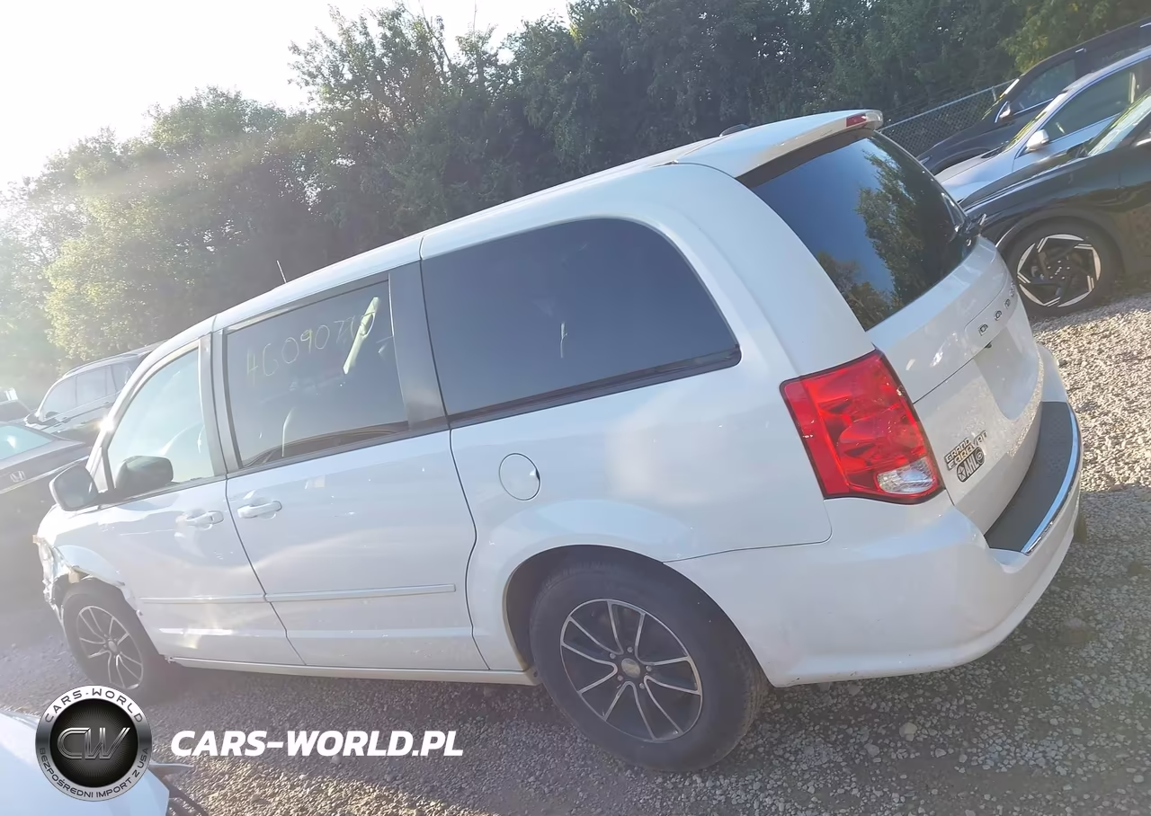 2016 Dodge Grand Caravan R-T VIN:2C4RDGEG1GR137541 - 14