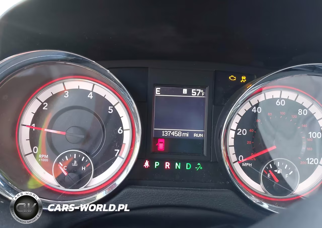 2016 Dodge Grand Caravan R-T VIN:2C4RDGEG1GR137541 - 7