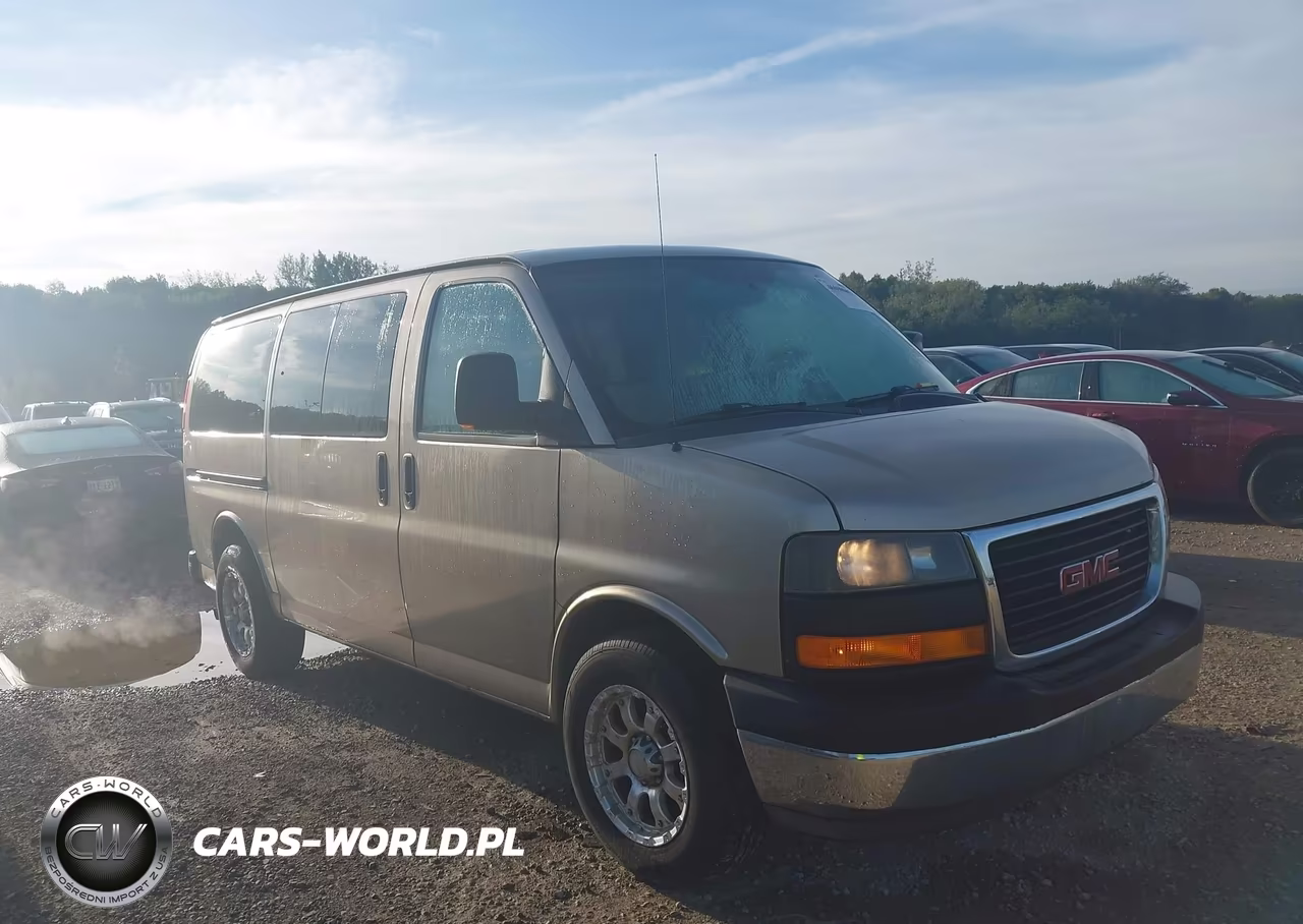 2010 GMC Savana 1500 Lt