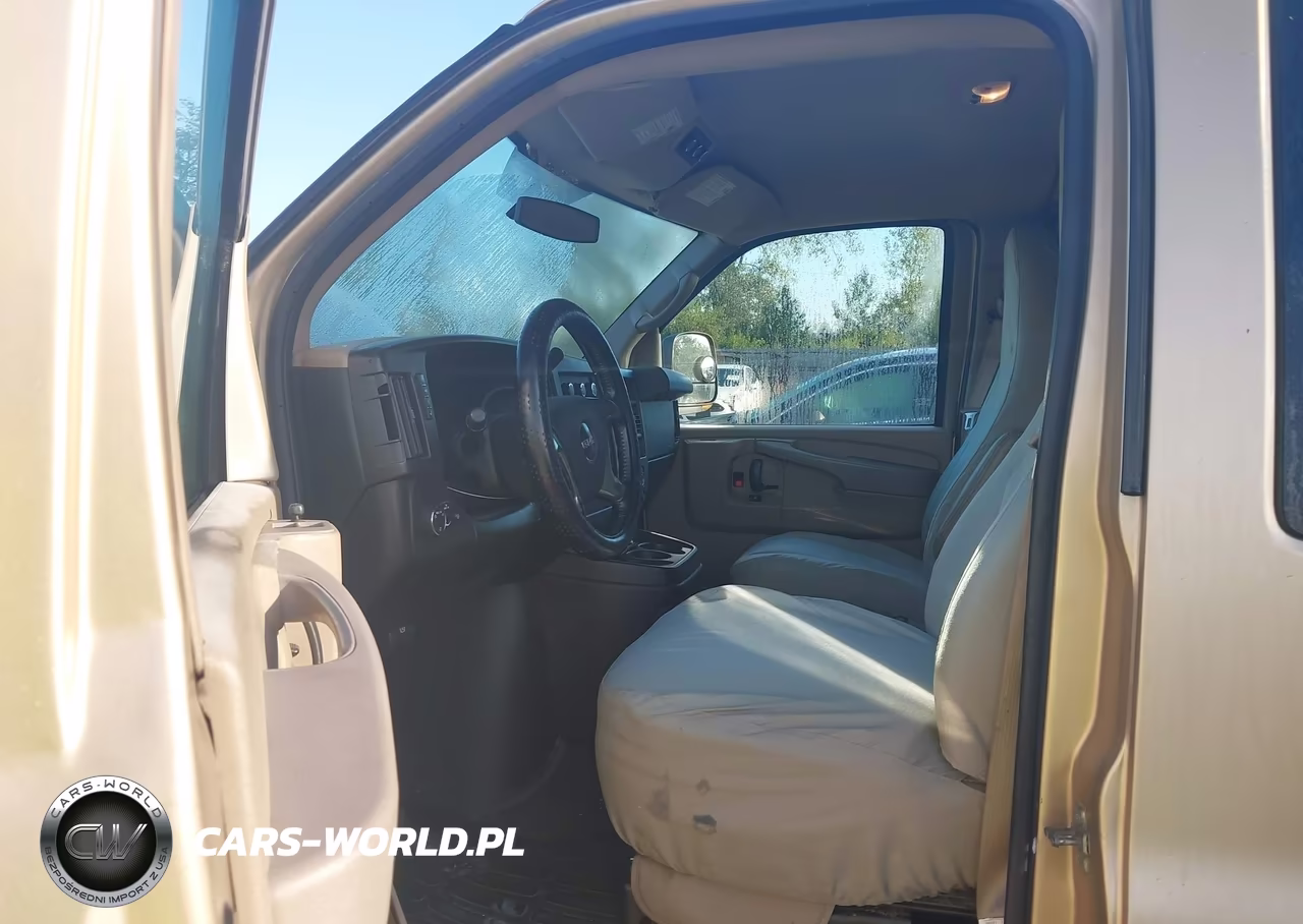 2010 GMC Savana 1500 Lt VIN:1GKUHCD47A1158084 - 5