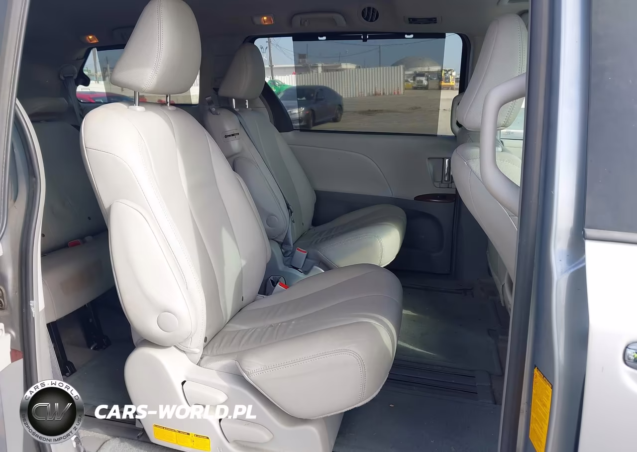 2013 Toyota Sienna Xle V6 8 Passenger VIN:5TDYK3DC7DS360856 - 8