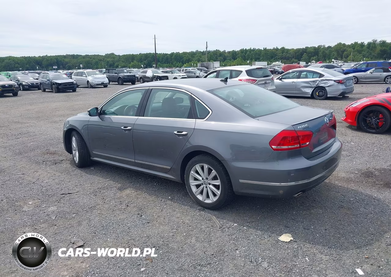 2013 Volkswagen Passat 2.5L Sel Premium VIN:1VWCP7A39DC045482 - 3