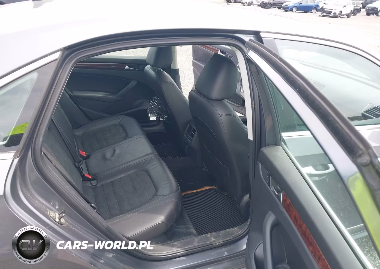 2013 Volkswagen Passat 2.5L Sel Premium VIN:1VWCP7A39DC045482 - 8