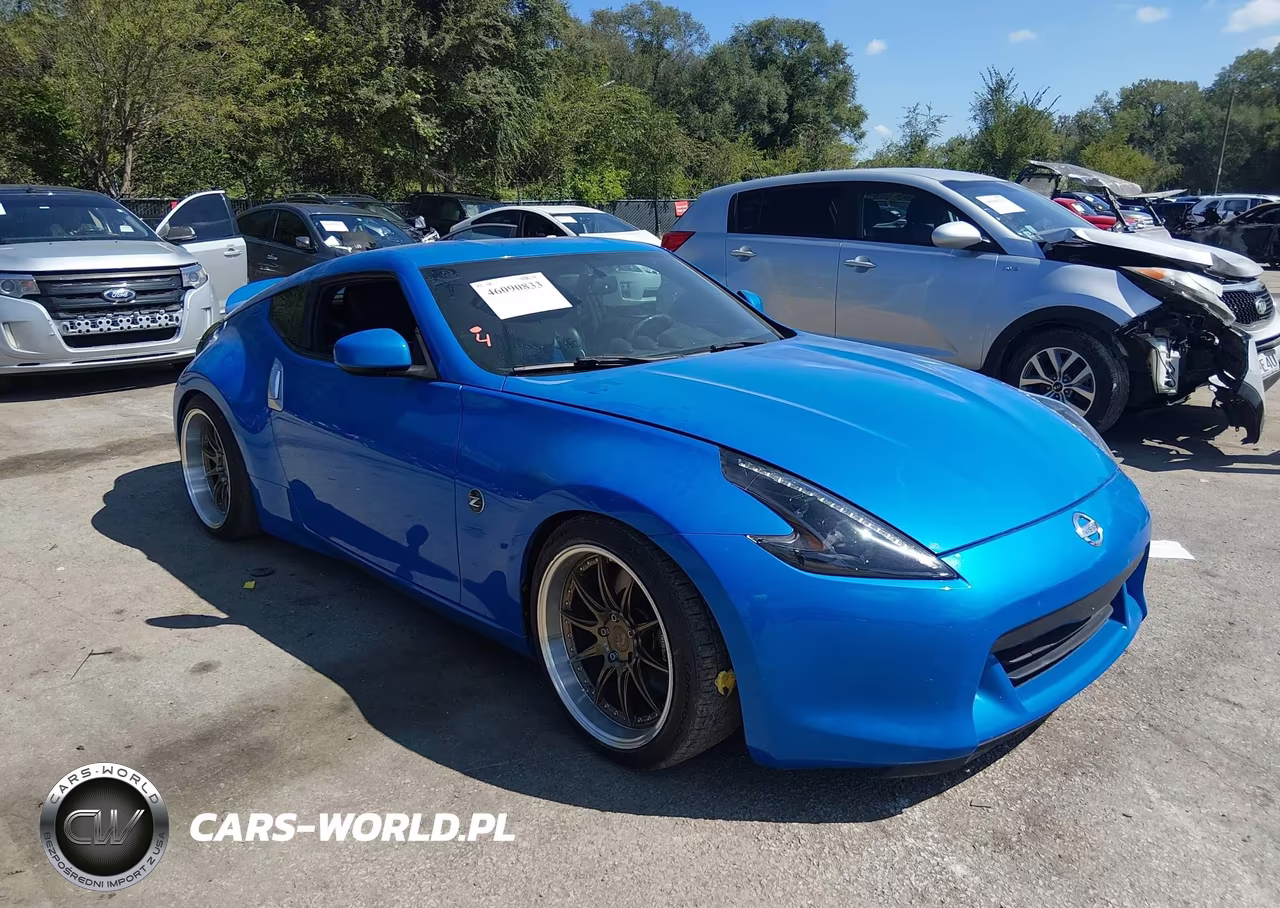 2010 Nissan 370Z Touring – zdjęcie 1 z 16