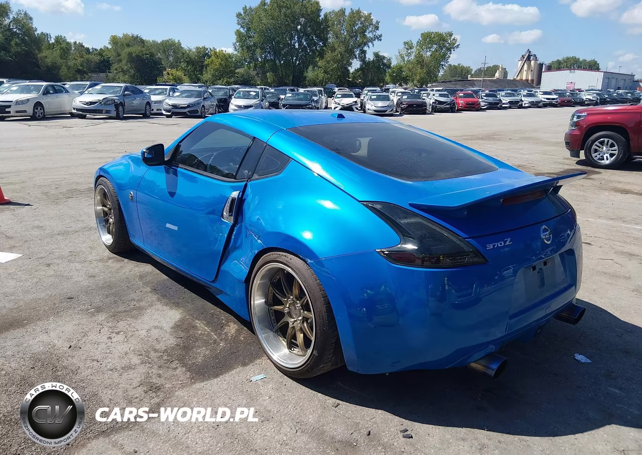 2010 Nissan 370Z Touring VIN:JN1AZ4EH8AM503076 - 3