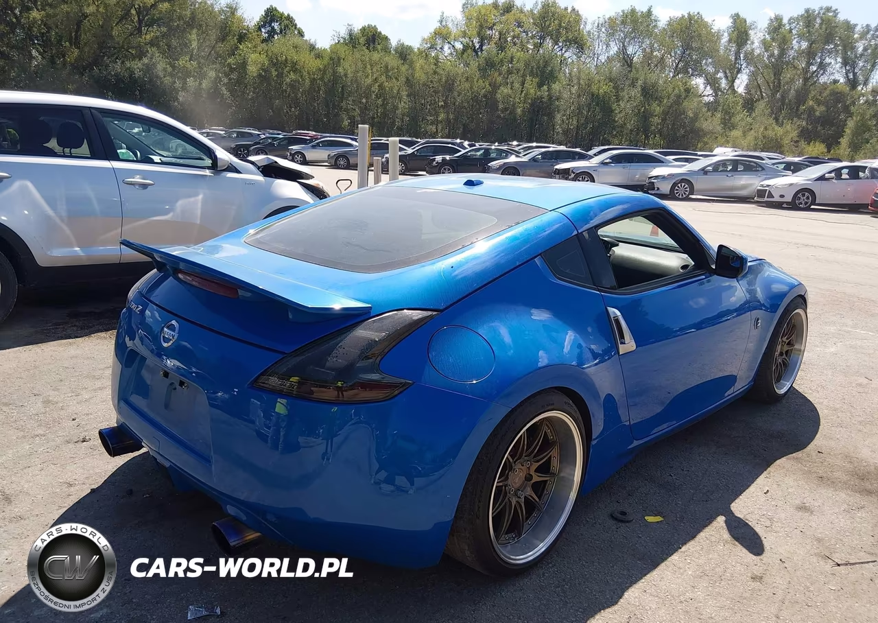 2010 Nissan 370Z Touring VIN:JN1AZ4EH8AM503076 - 4
