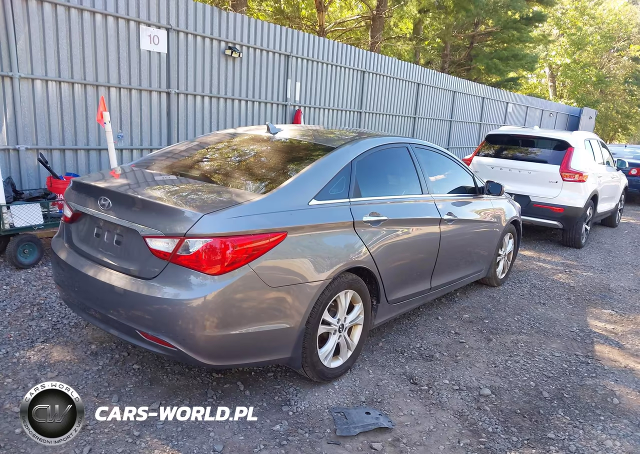 2011 Hyundai Sonata Limited VIN:5NPEC4AC9BH277801 - 4