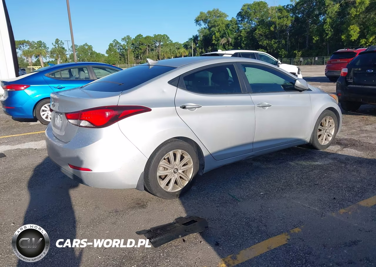 2015 Hyundai Elantra Se VIN:KMHDH4AE8FU355507 - 4