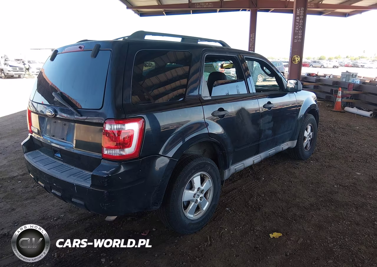 2010 Ford Escape Xlt VIN:1FMCU9D76AKC28518 - 4