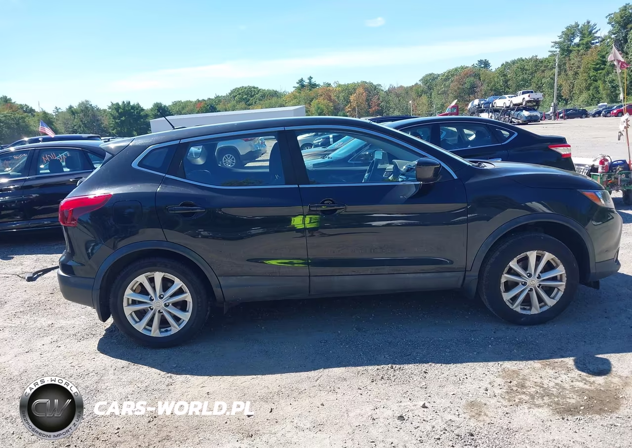 2017 Nissan Rogue Sport S VIN:JN1BJ1CR5HW142264 - 13