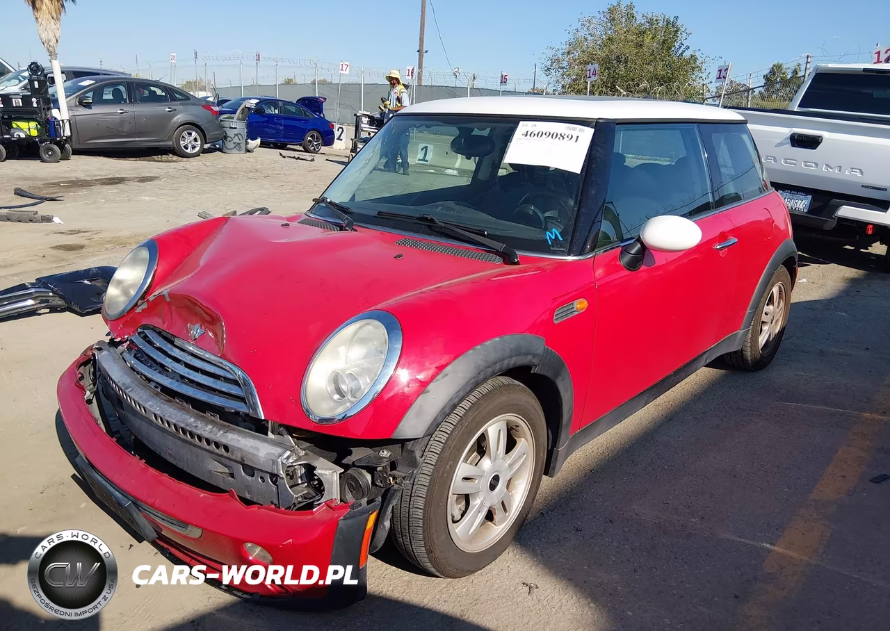 2006 Mini Cooper VIN:WMWRC33546TJ78358 - 2