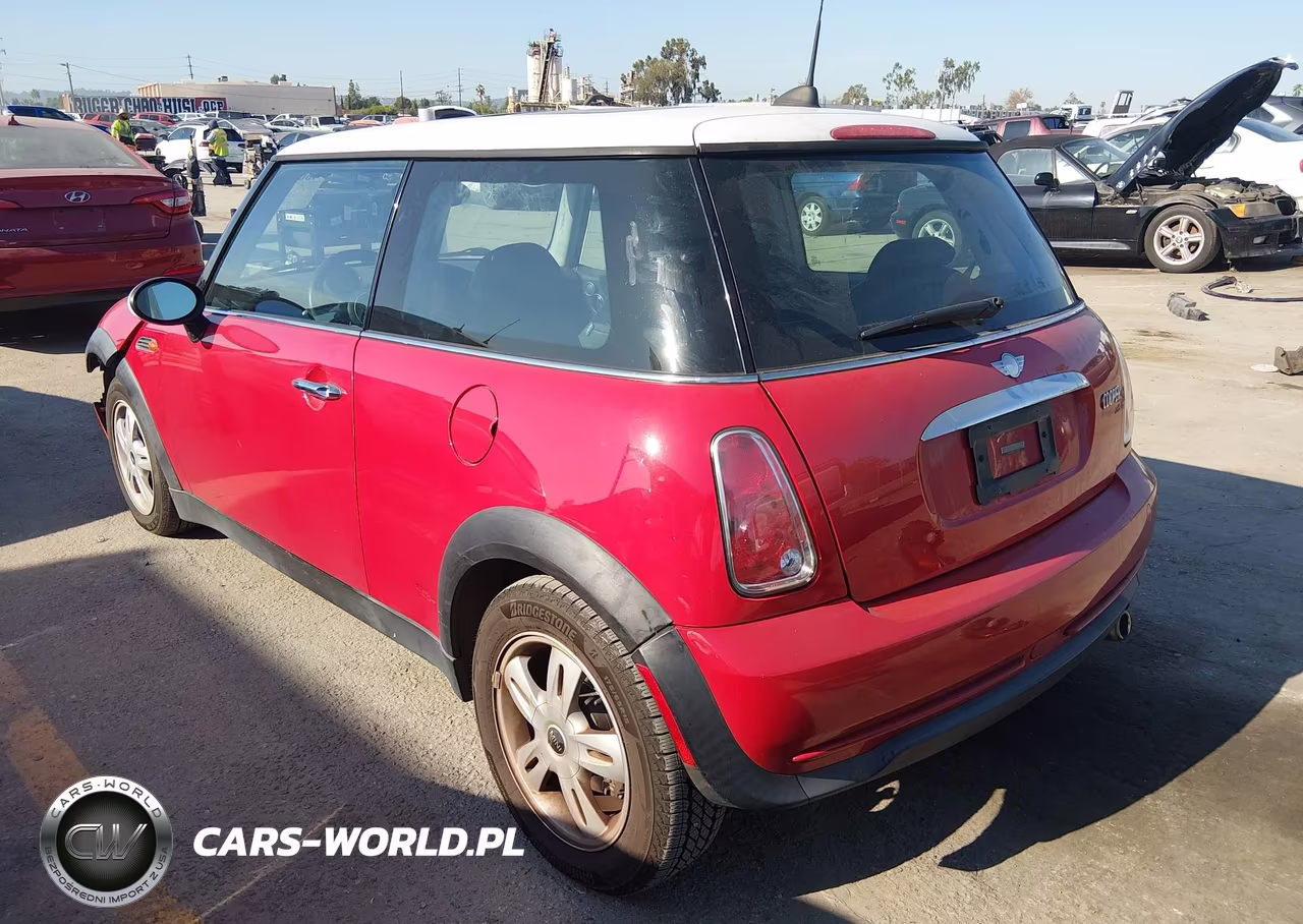 2006 Mini Cooper VIN:WMWRC33546TJ78358 - 3