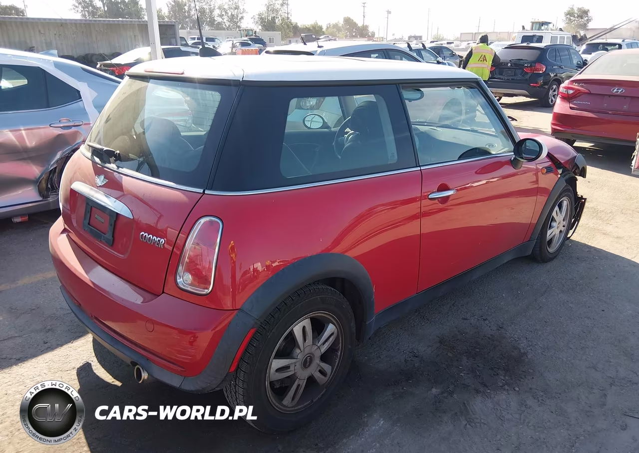 2006 Mini Cooper VIN:WMWRC33546TJ78358 - 4