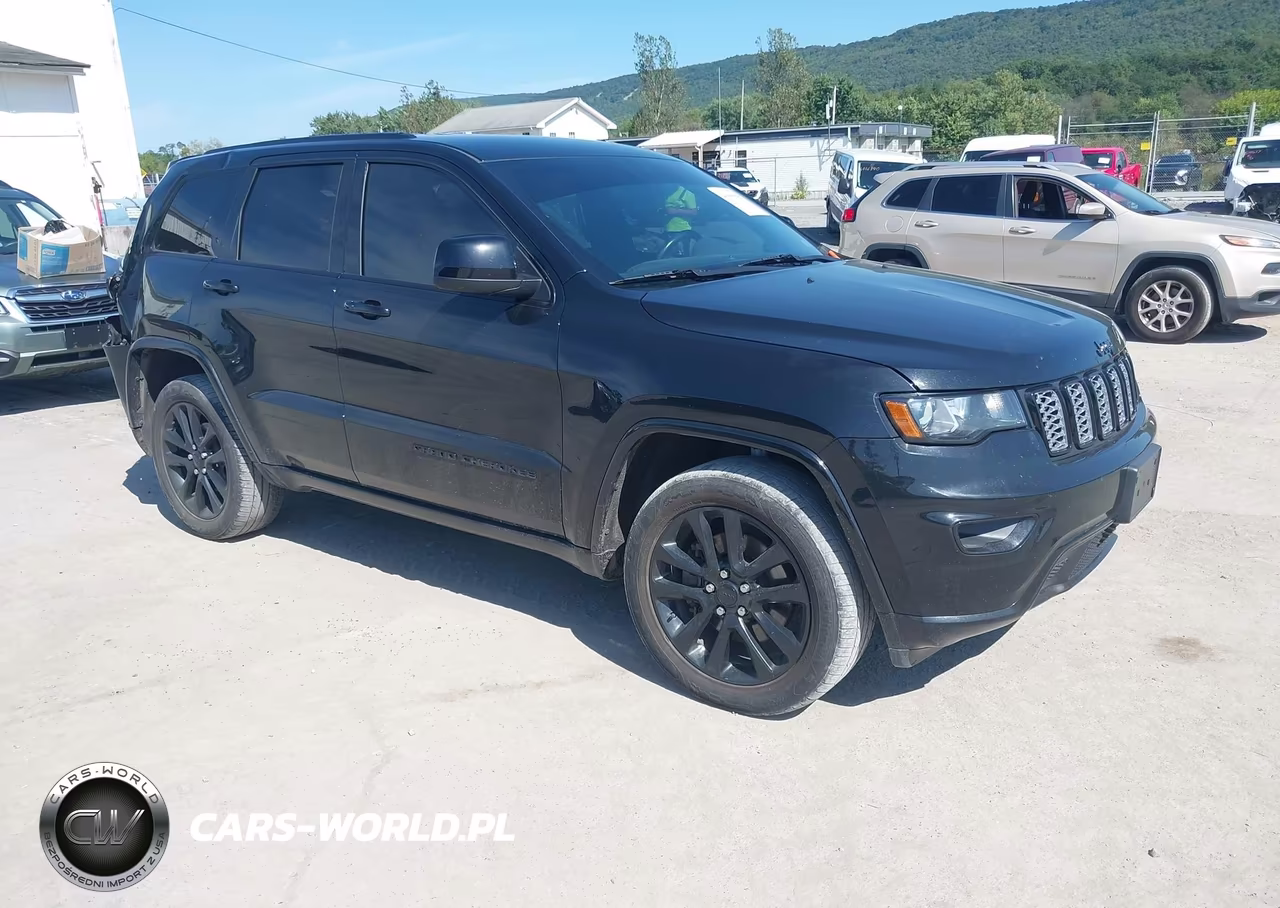 2021 Jeep Grand Cherokee Laredo X 4X4