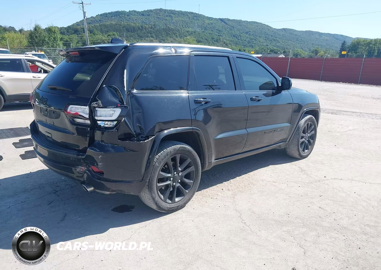 2021 Jeep Grand Cherokee Laredo X 4X4 VIN:1C4RJFAG1MC701721 - 4
