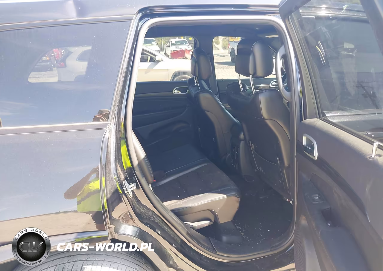 2021 Jeep Grand Cherokee Laredo X 4X4 VIN:1C4RJFAG1MC701721 - 8