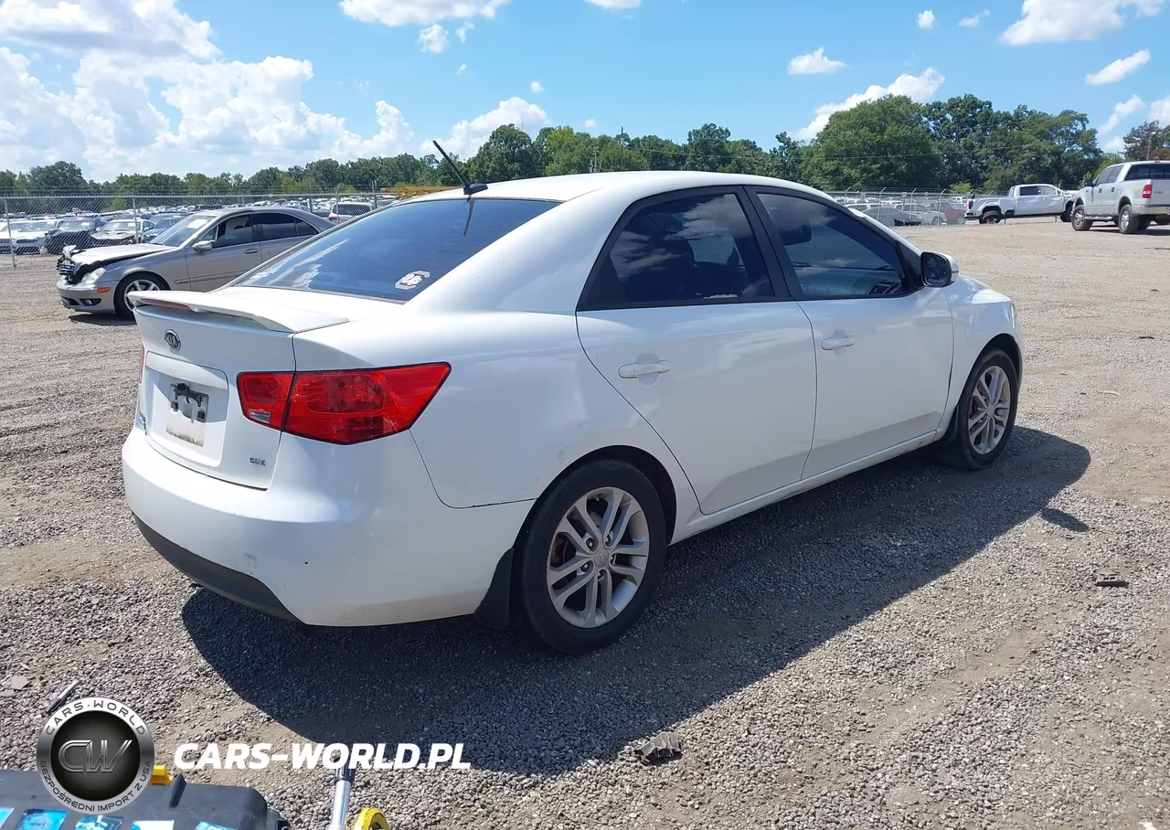 2011 Kia Forte Ex VIN:KNAFU4A26B5388568 - 4