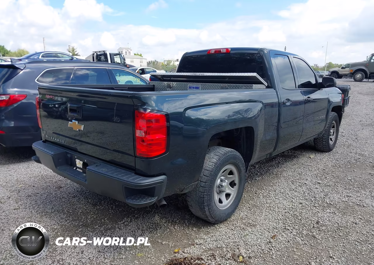 2017 Chevrolet Silverado 1500 Wt VIN:1GCRCNEH4HZ351771 - 4