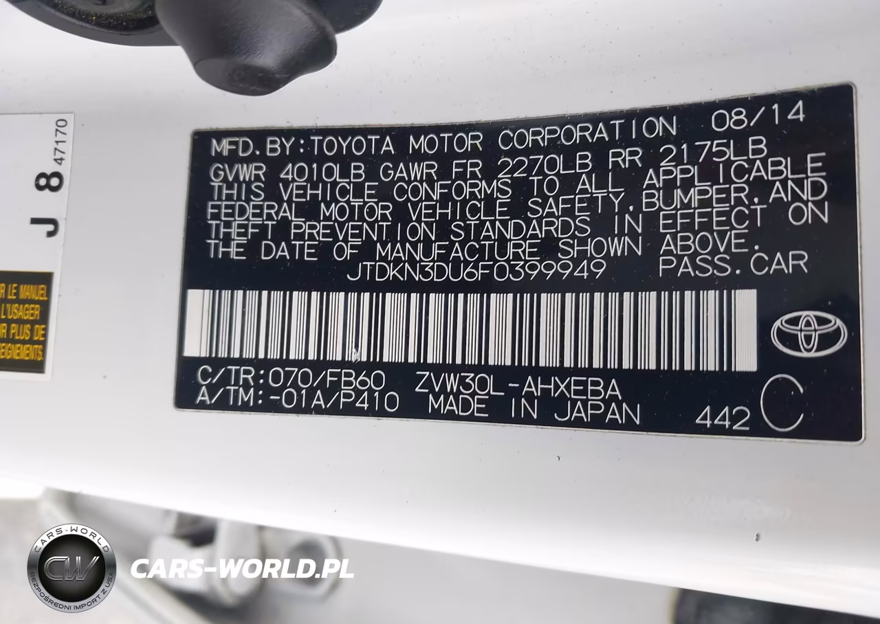 2015 Toyota Prius Two VIN:JTDKN3DU6F0399949 - 9