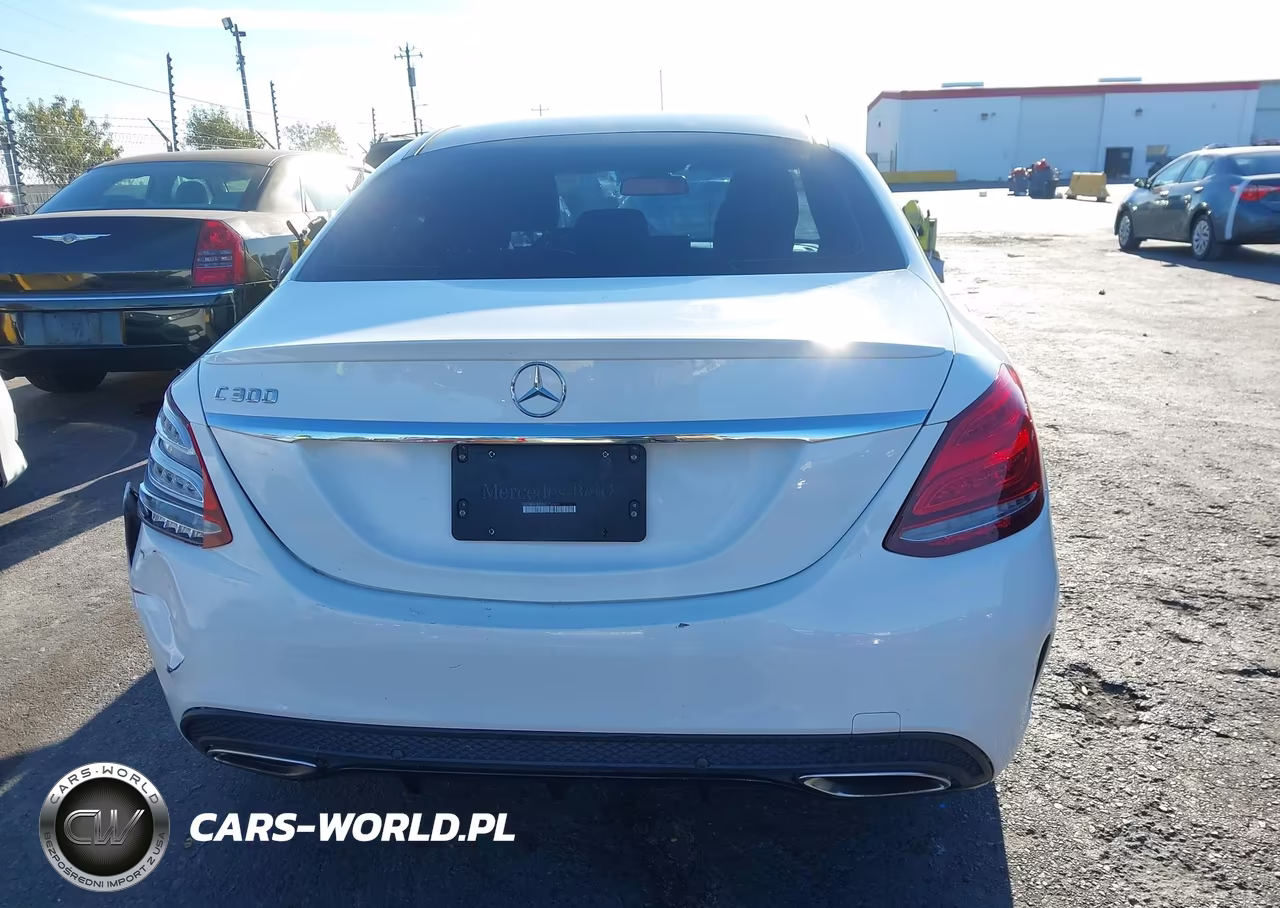 2016 Mercedes-Benz C 300 Sport VIN:55SWF4JB3GU175742 - 16