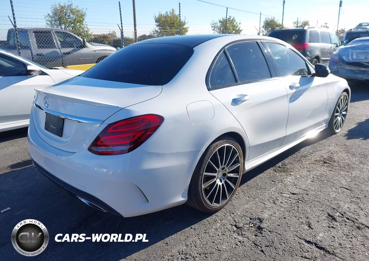 2016 Mercedes-Benz C 300 Sport VIN:55SWF4JB3GU175742 - 4