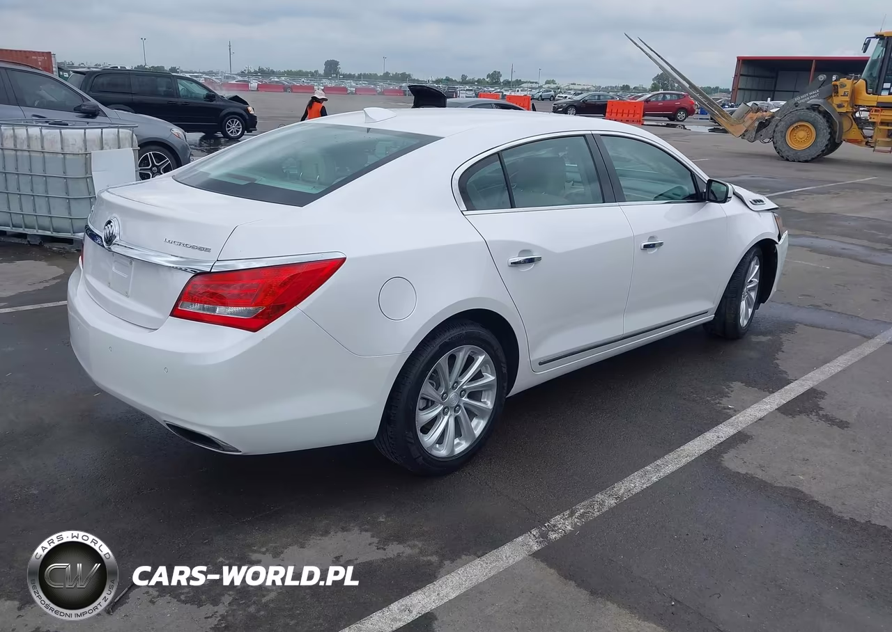 2015 Buick Lacrosse VIN:1G4GB5G30FF306817 - 4