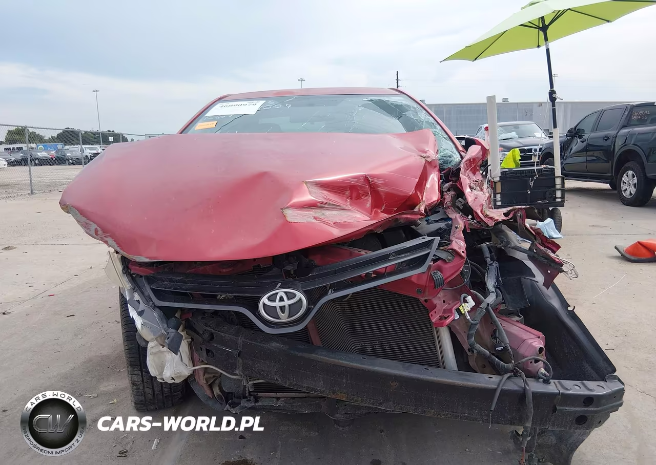2016 Toyota Corolla Le VIN:5YFBURHE8GP521789 - 13