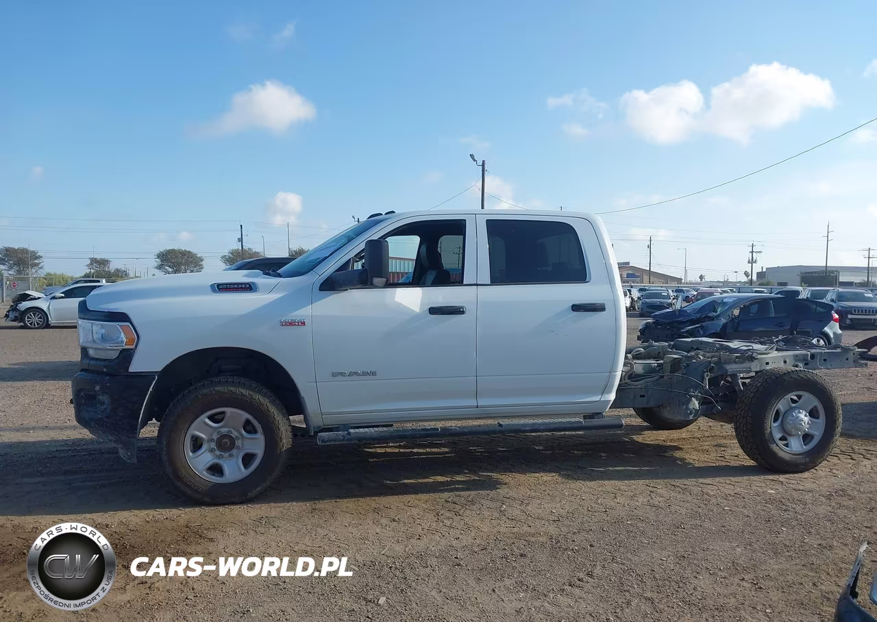 2022 Ram 2500 Tradesman 4X4 8' Box VIN:3C6UR5HJ1NG366500 - 14