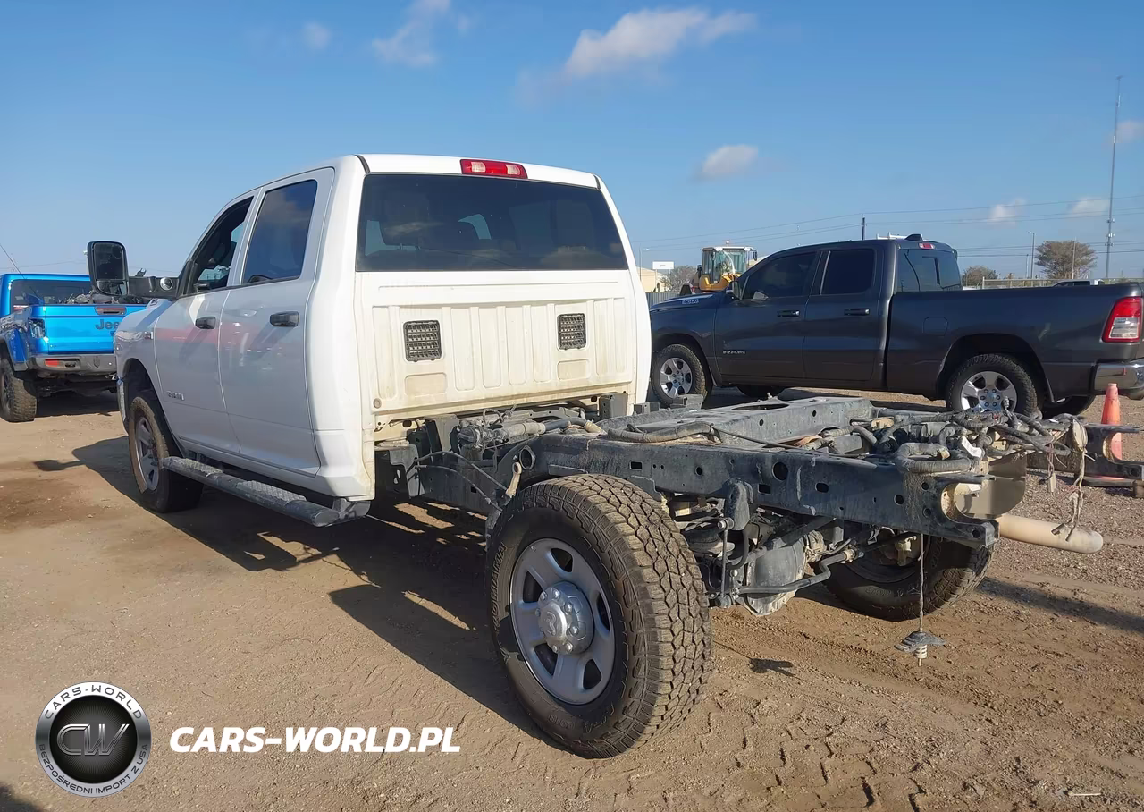 2022 Ram 2500 Tradesman 4X4 8' Box VIN:3C6UR5HJ1NG366500 - 3