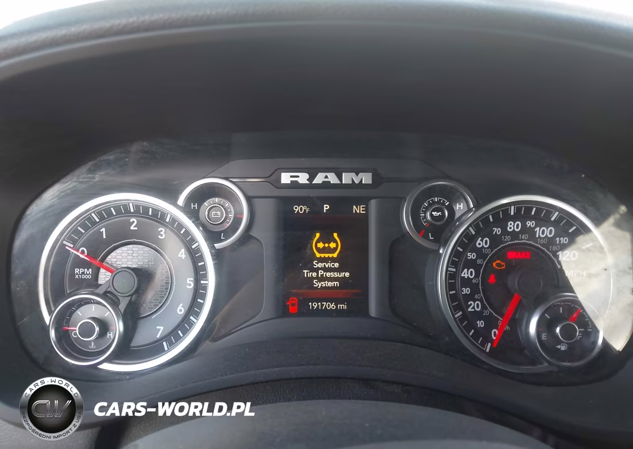 2022 Ram 2500 Tradesman 4X4 8' Box VIN:3C6UR5HJ1NG366500 - 7