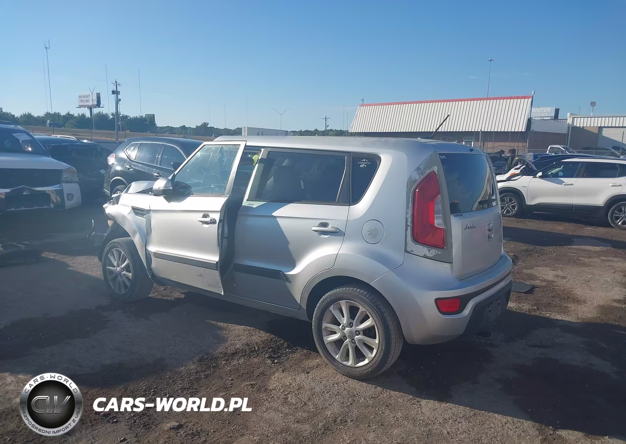 2013 Kia Soul + VIN:KNDJT2A69D7501086 - 3