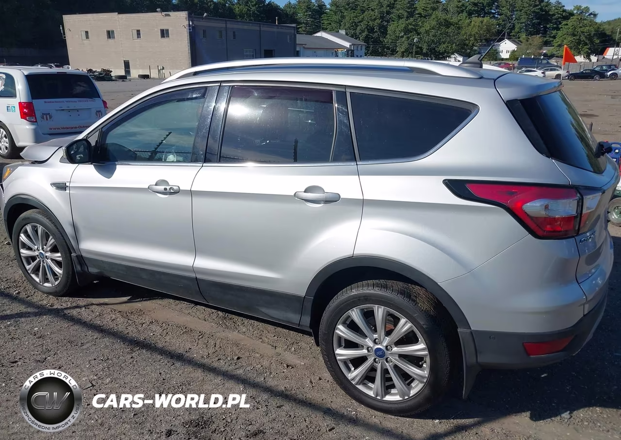 2018 Ford Escape Titanium VIN:1FMCU9J95JUD40740 - 14