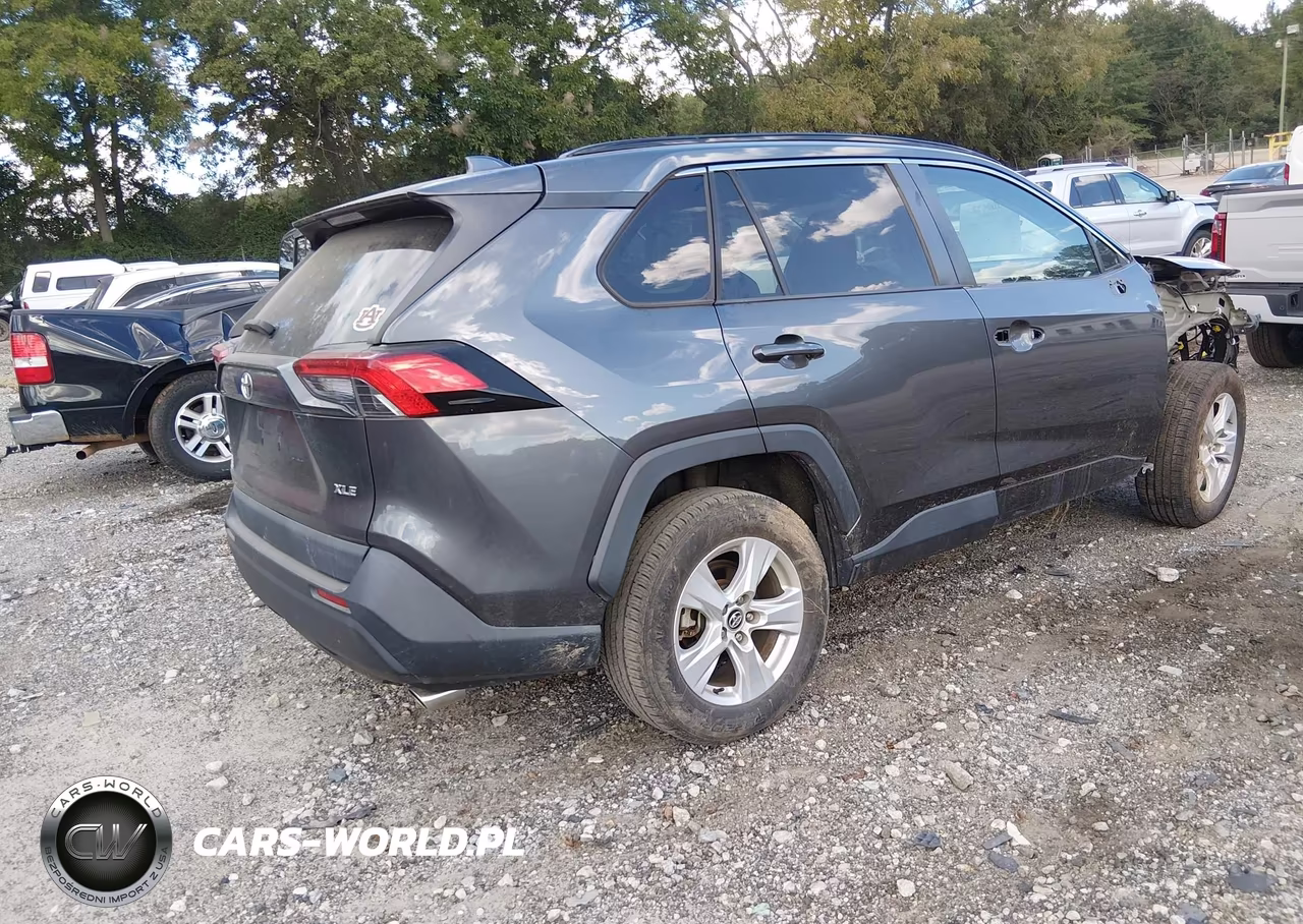 2021 Toyota Rav4 Xle VIN:2T3W1RFV2MC102210 - 4