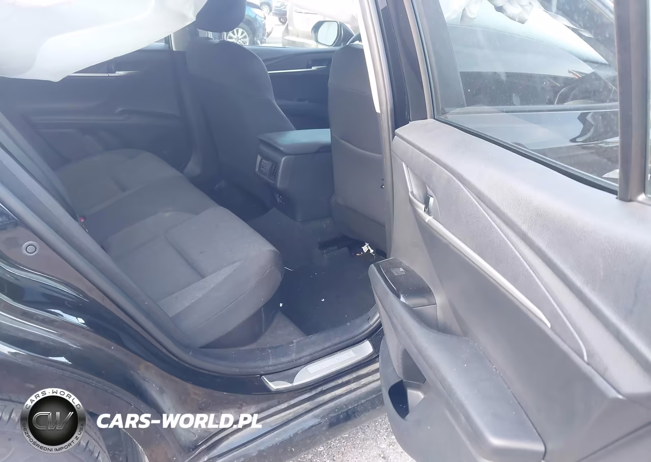 2025 Toyota Camry Le VIN:4T1DAACKXSU125340 - 8