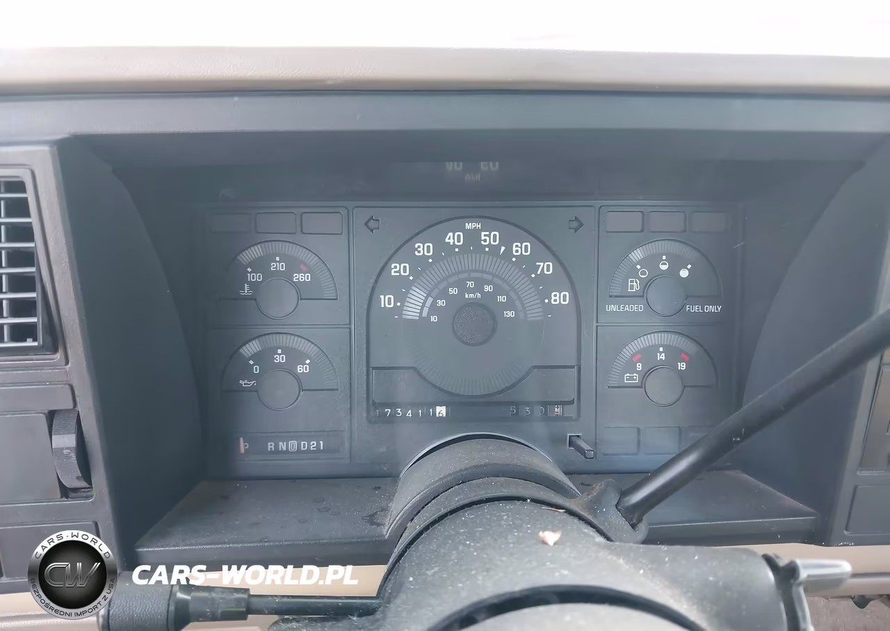1988 Chevrolet Gmt-400 K2500 VIN:1GCFK24K7JE152082 - 7