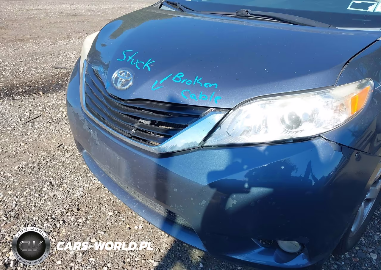 2013 Toyota Sienna Le V6 8 Passenger VIN:5TDKK3DC9DS365062 - 6