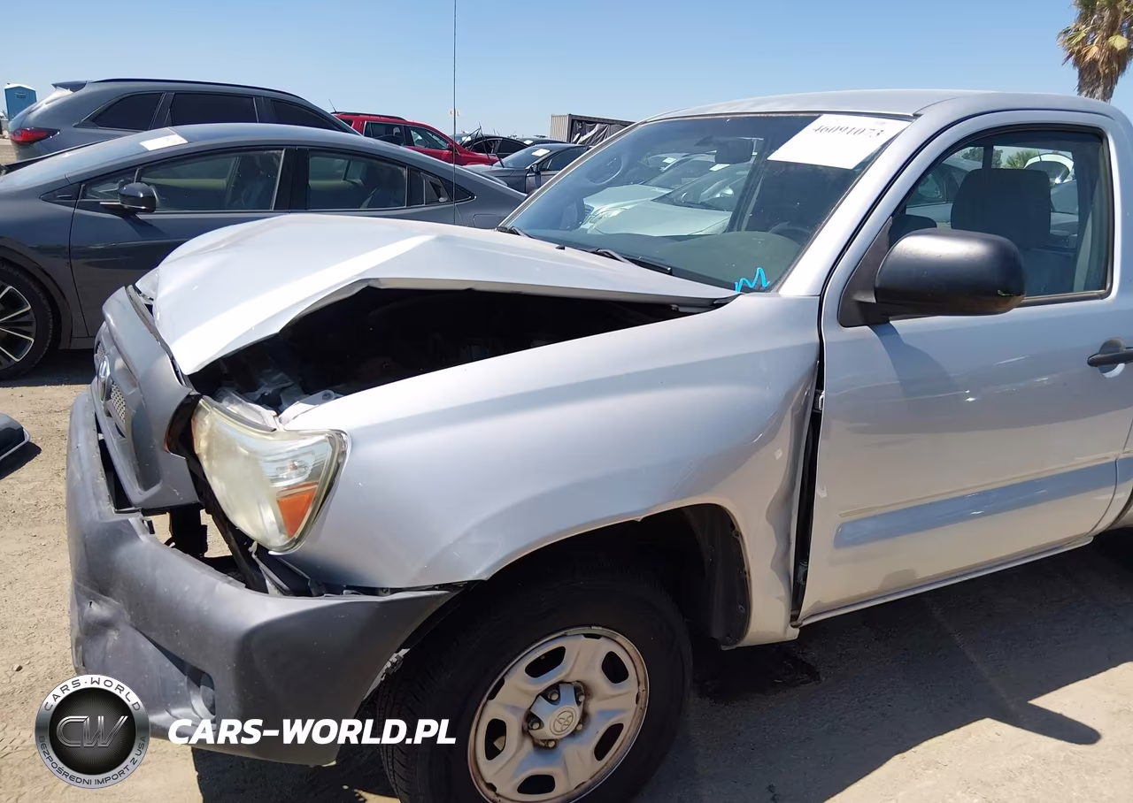 2012 Toyota Tacoma VIN:5TFNX4CNXCX010448 - 18