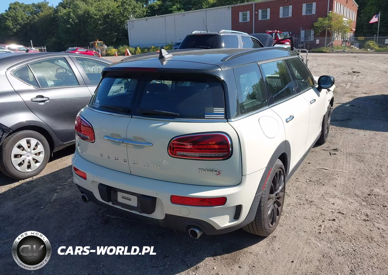 2020 Mini Clubman Cooper S VIN:WMWXJ1C08L2M32841 - 4