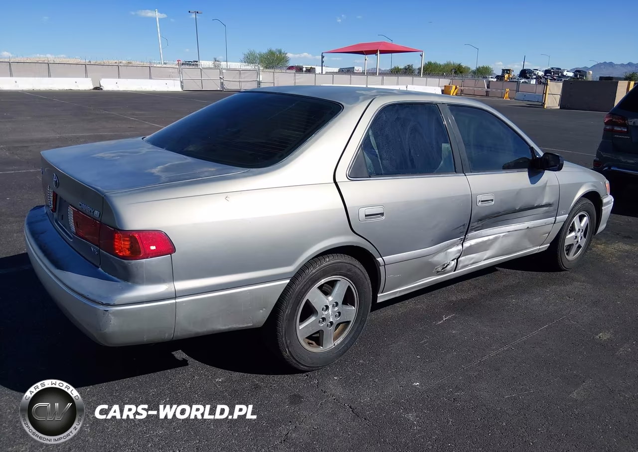 2001 Toyota Camry Le V6 VIN:JT2BF28KX10314709 - 4