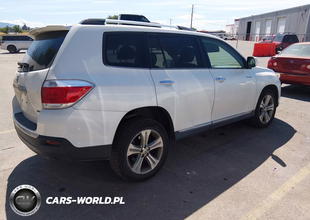 2011 Toyota Highlander Limited V6 VIN:5TDDK3EH3BS043243 - 4