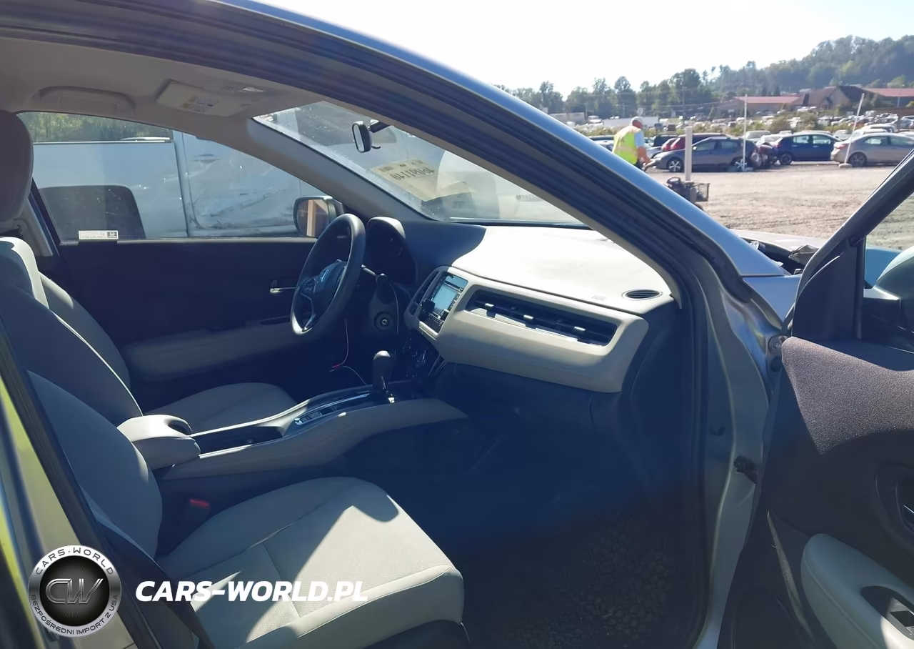 2022 Honda Hr-V Awd Lx VIN:3CZRU6H36NM701492 - 5