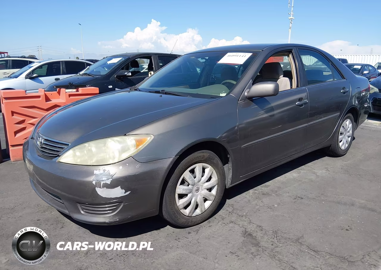 2005 Toyota Camry Le VIN:4T1BE32K75U525403 - 2