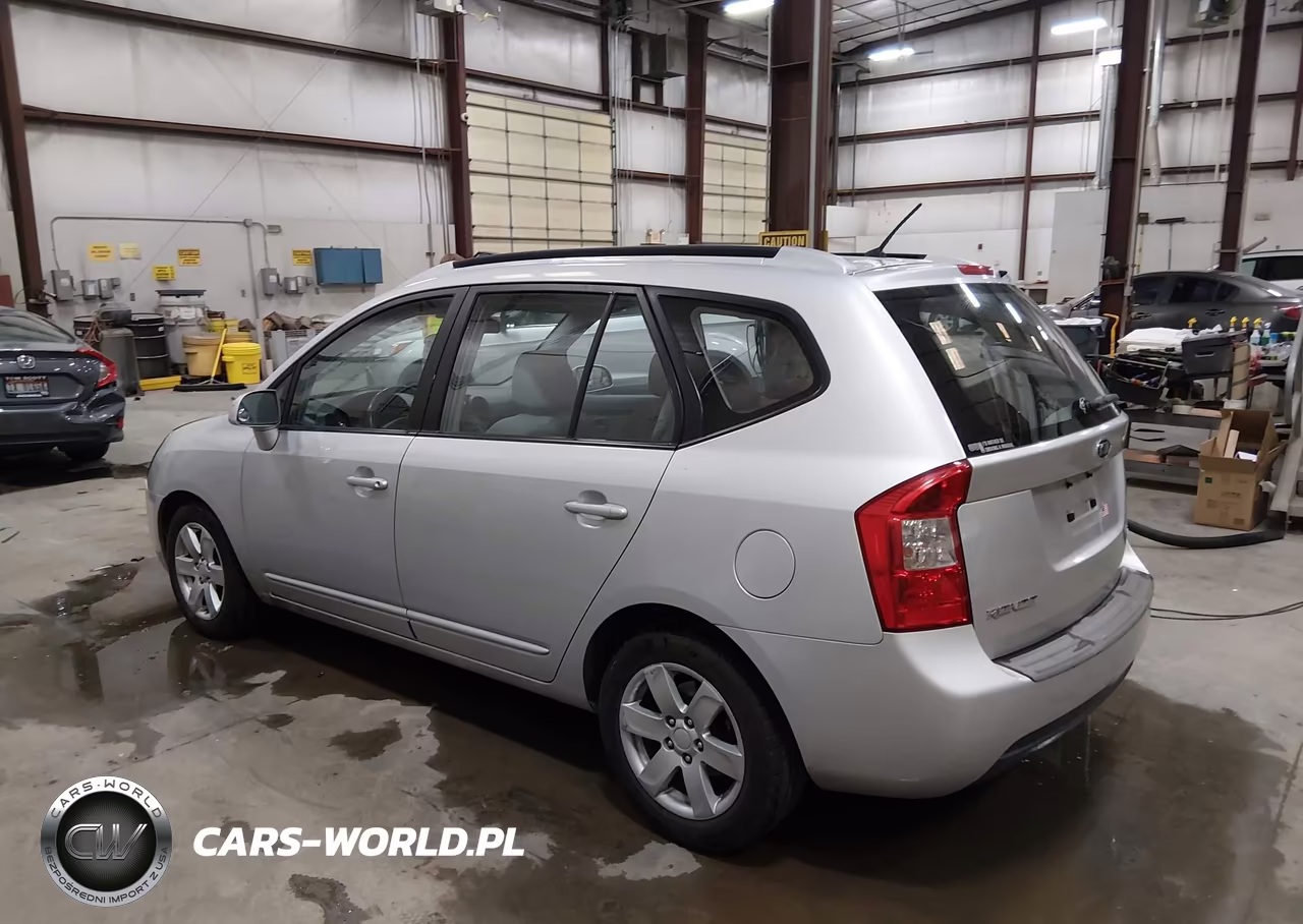2007 Kia Rondo Lx VIN:KNAFG525177070214 - 3