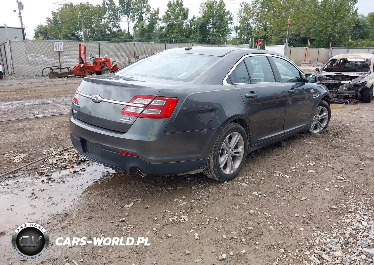 2016 Ford Taurus Sel VIN:1FAHP2E82GG112119 - 4
